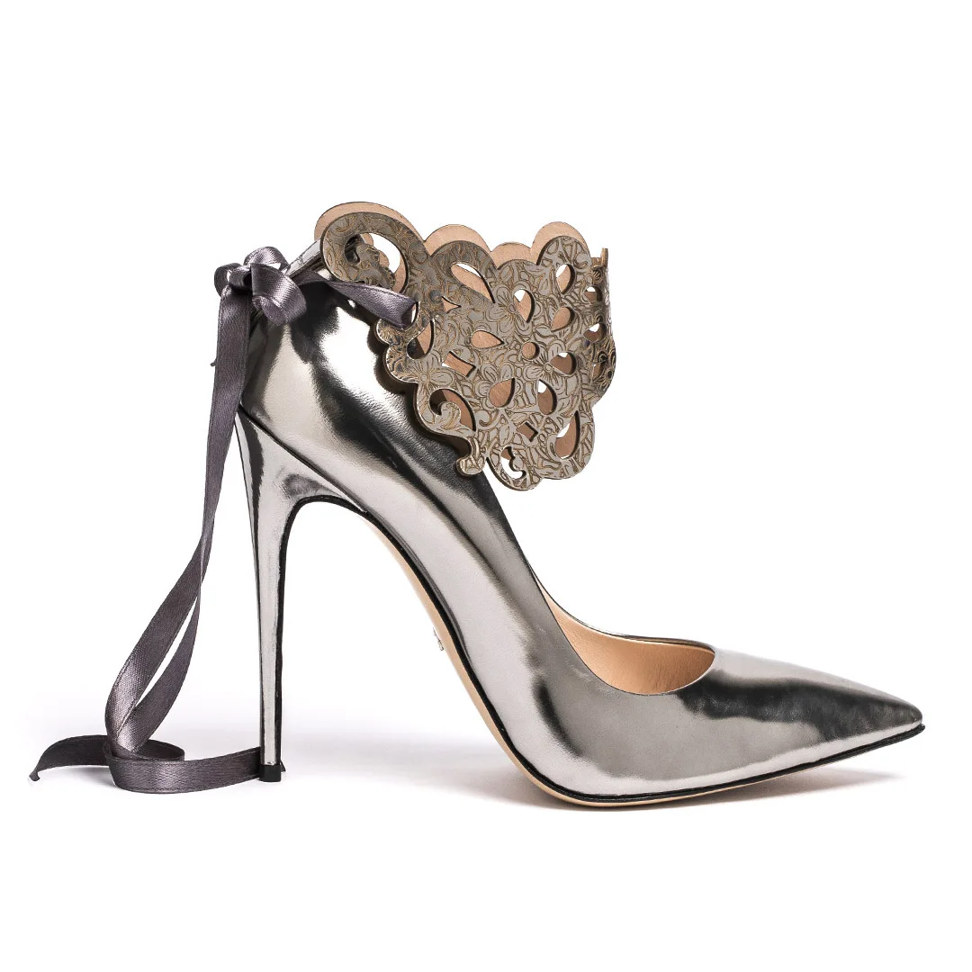 Handmade in Italy stiletto heel patent leather and laser engraved ankle guard woman pumps shoes