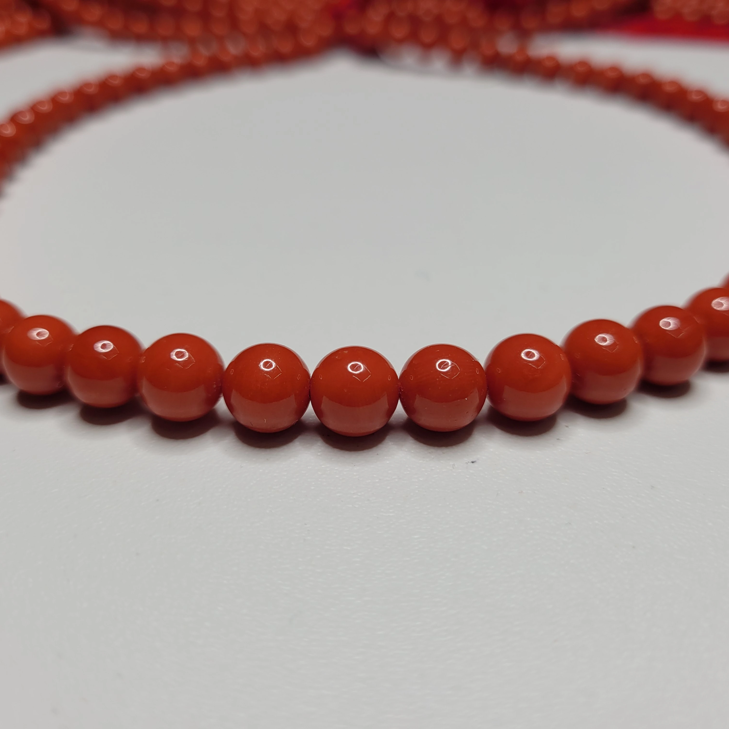 
RED CORAL ROUND BEADS 8.0 MM STRANDS 