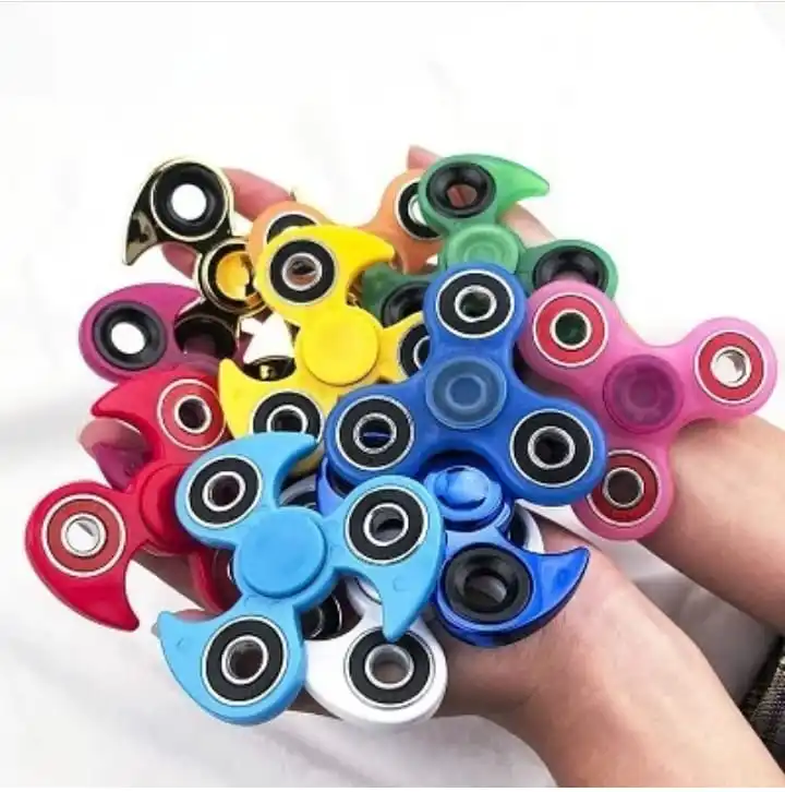 Fingertip Gyro Special Effect Luminous Three-Leaf Hand Spinner Transparent Multi-Gear Adjustable Stall Night Market Luminous Toy