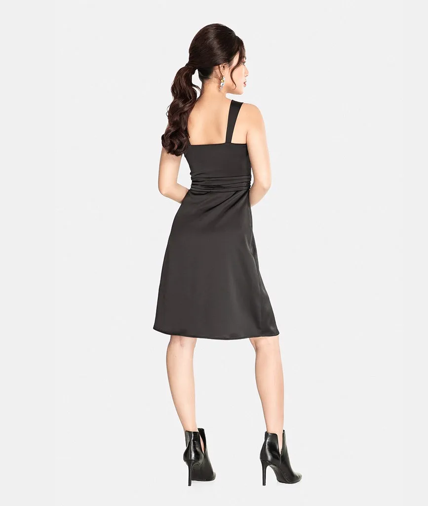 Solid Color Spaghetti Strap Satin Dress Sexy Women Sleeveless One-Piece Dress for Summer Club Party Wear Lady  Made in Vietnam