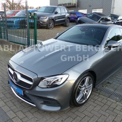 Used Auto Mercedes-Benz E 400 4MATIC Autom. AMG Line