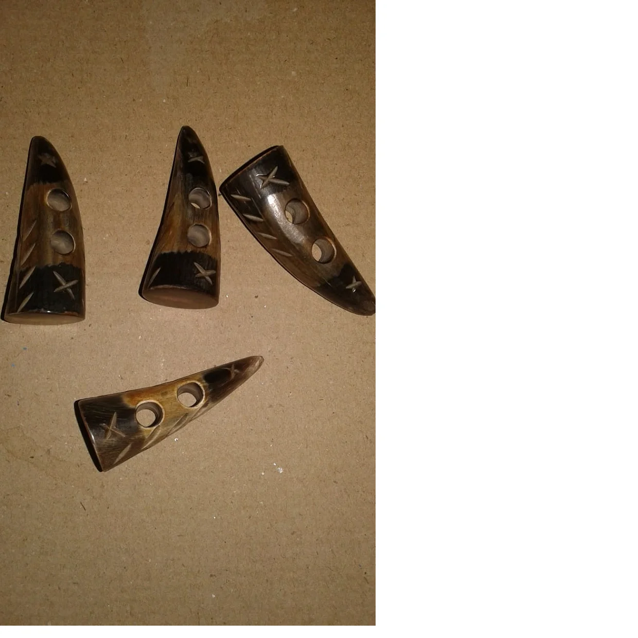 
Переключатели из натурального рога буйвола для бусин и магазинов кнопок идеально подходят для дизайнеров одежды 