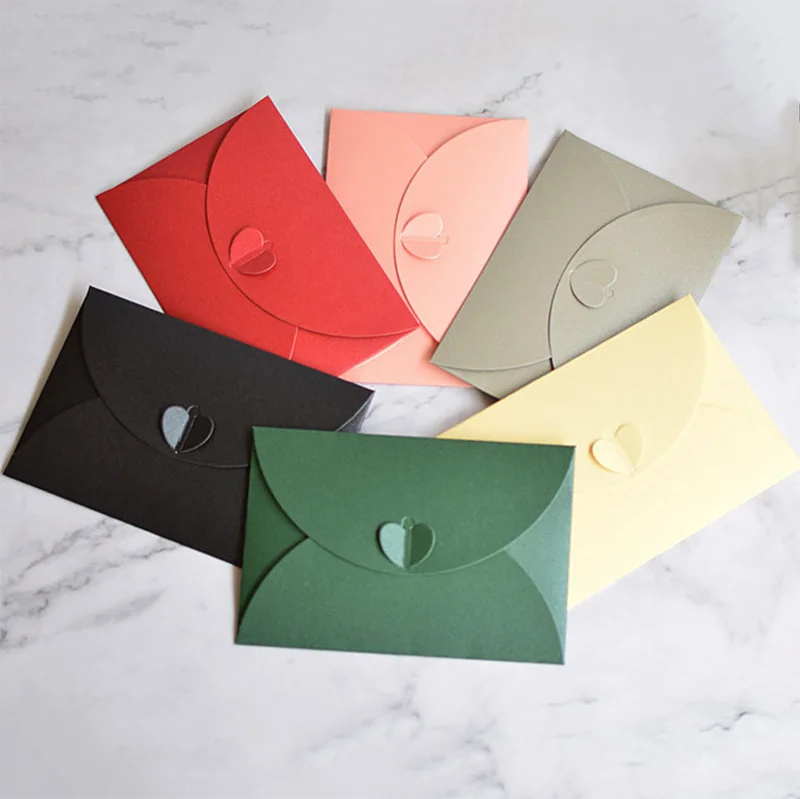 Pearl paper envelope .png