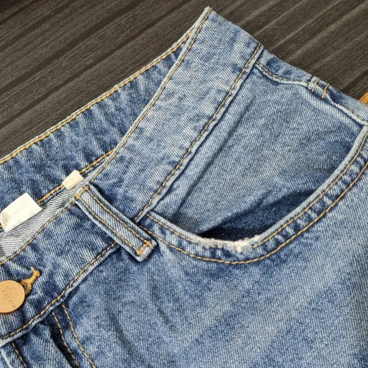 2021 latest girls  jeans stylish sustainable super quality fashionable easy wash spandex sexy ladies jeans bell bottom style