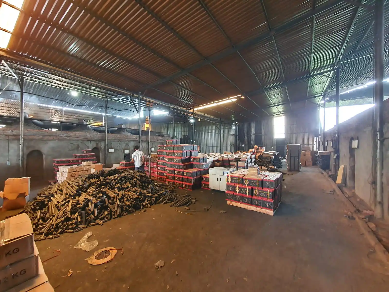 Best Quality Charcoal sawdust bbq grill from GF Vietnam Sawdust briquette charcoal Smokeless No odour 6hour Burning