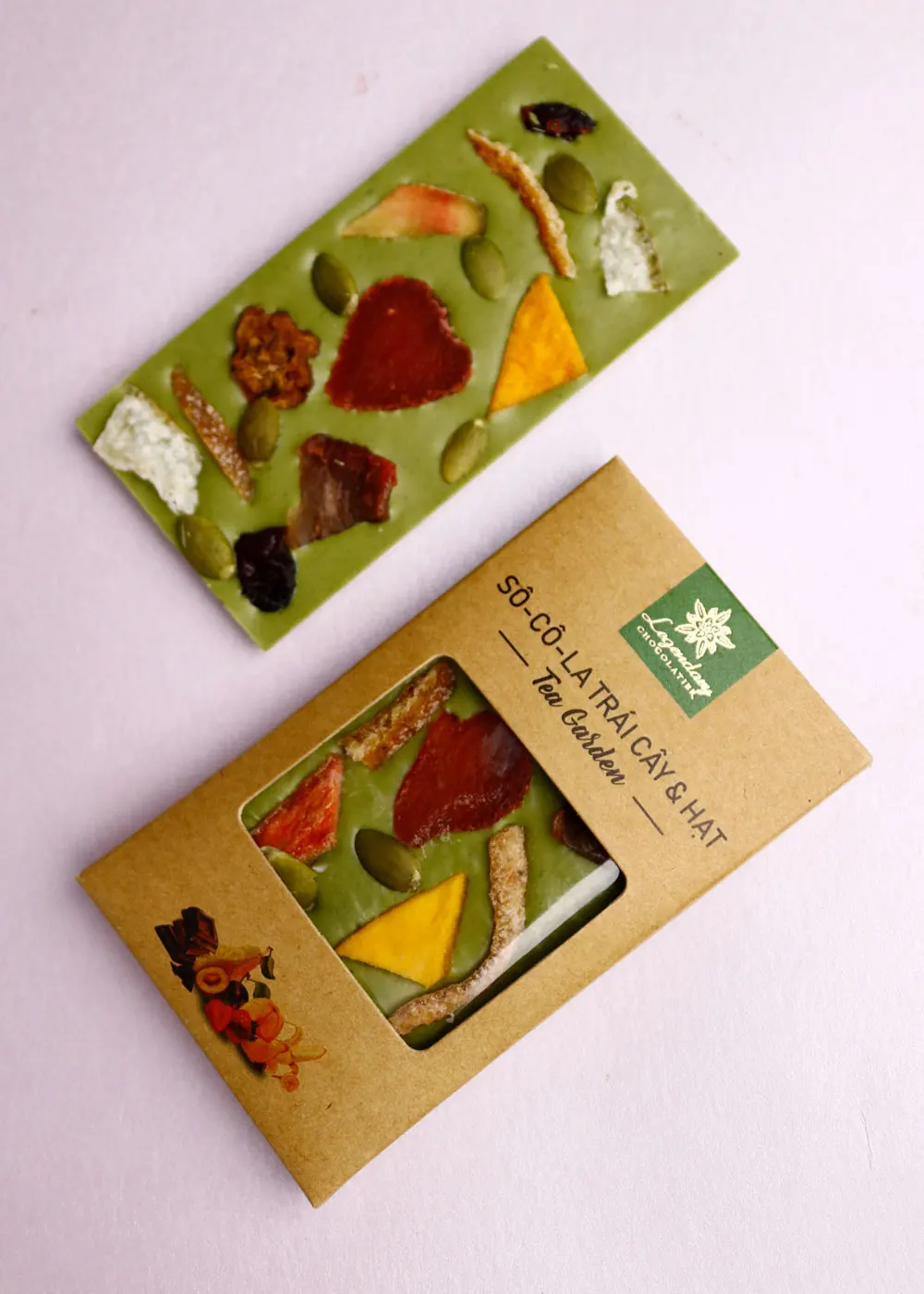 High quality chocolate bars TEA MATCHA dried fruits and nuts chocolate made in Viet Nam free samples green and blacks chocolate
