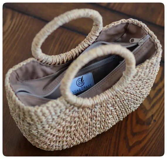 Bohemian striped black beige shoppe large water hyacinth bag elegant casual fashion straw bags bali woven