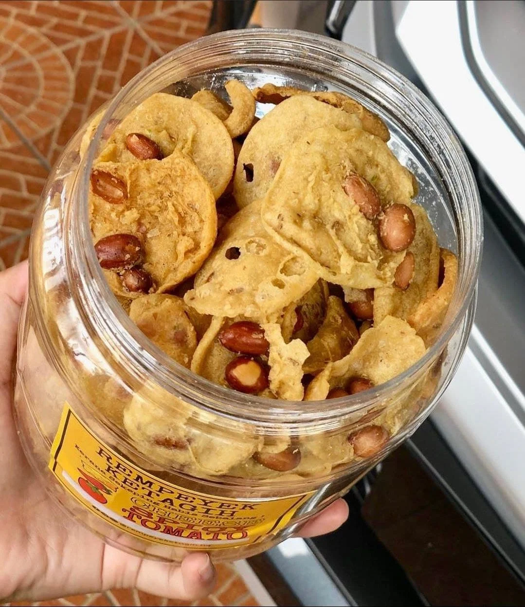 High Quality Yummy and Affordable Crispy Sweet Trans Fat Free Crunchy Golden Salted Duck Egg Chips Original Flavor 500g