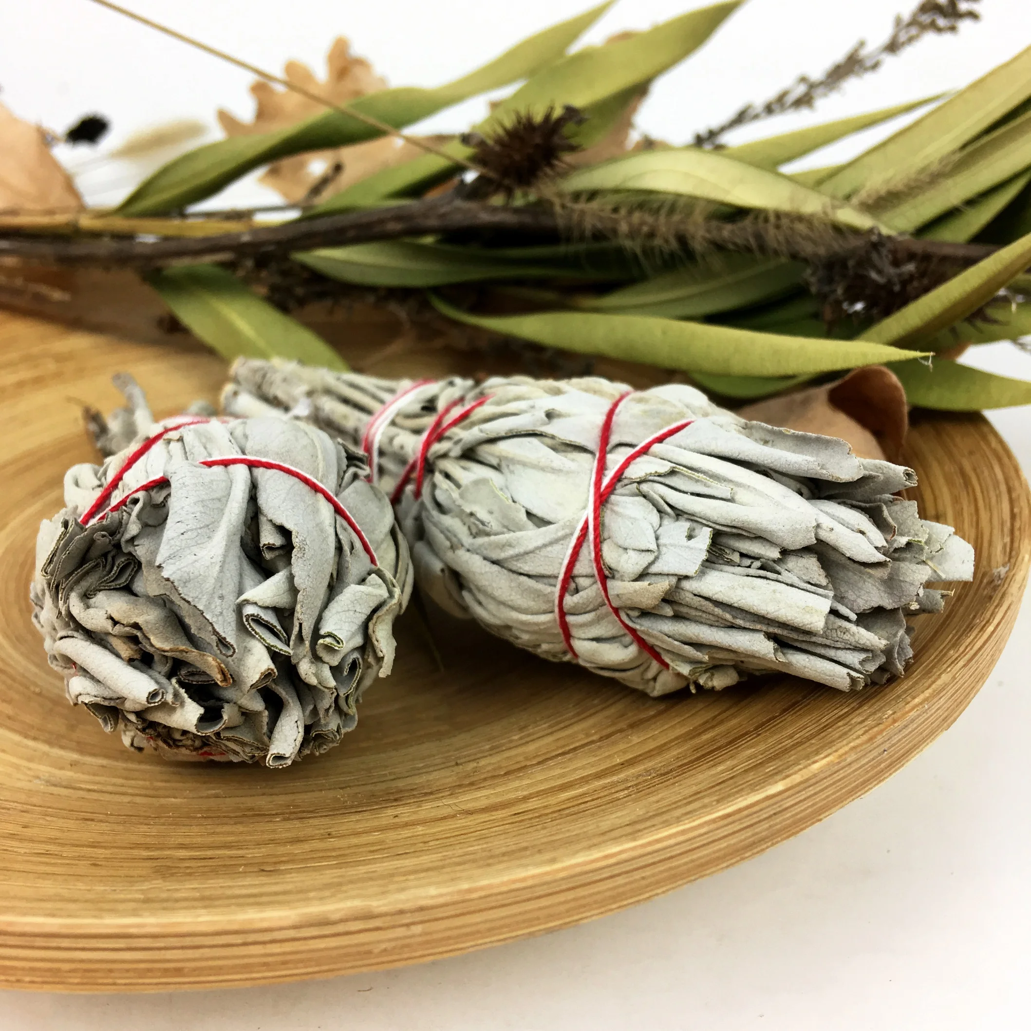 Натуральные благовония с белым Шалфеем-Восстанавливающий очищающий и освежающий аромат-белые палочки Шалфеем оптом