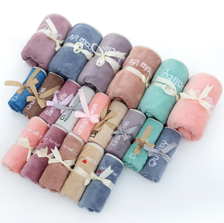 Пользовательский логотип быстросохнущая толщина ткань из микрофибры покрытые краями полотенца для отеля/спа/спорта/тренажерного зала