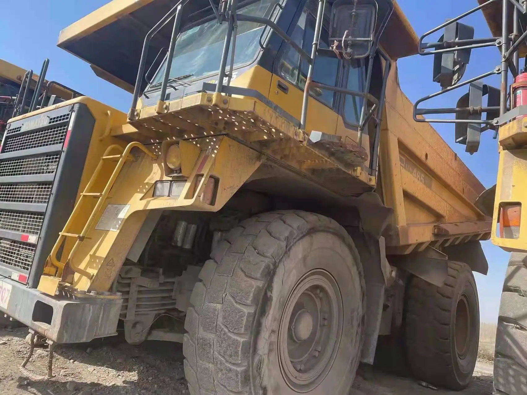 55 Ton heavy machine original Komatsu HD465-7 off-highway dump truck with Komatsu engine big power and economy for sale