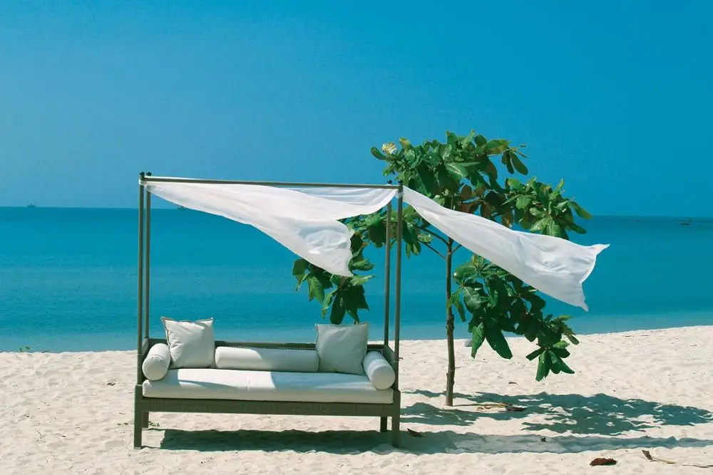 Outdoor Day beds , synthetic rattan, perfect for the garden