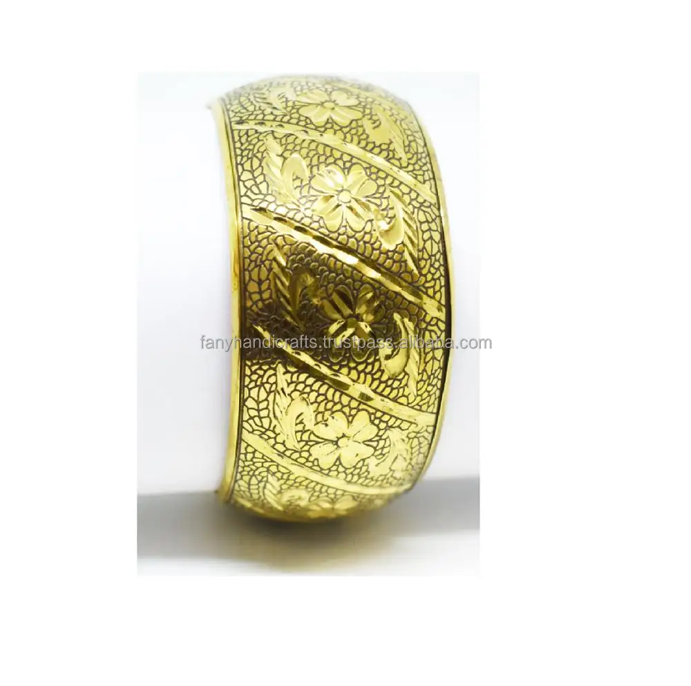 Blank Color Hand Metal Jewelry Iron Personalized Fashion Jewelry Cuff Bracelet Wide Simple Design Geo bangle eching design