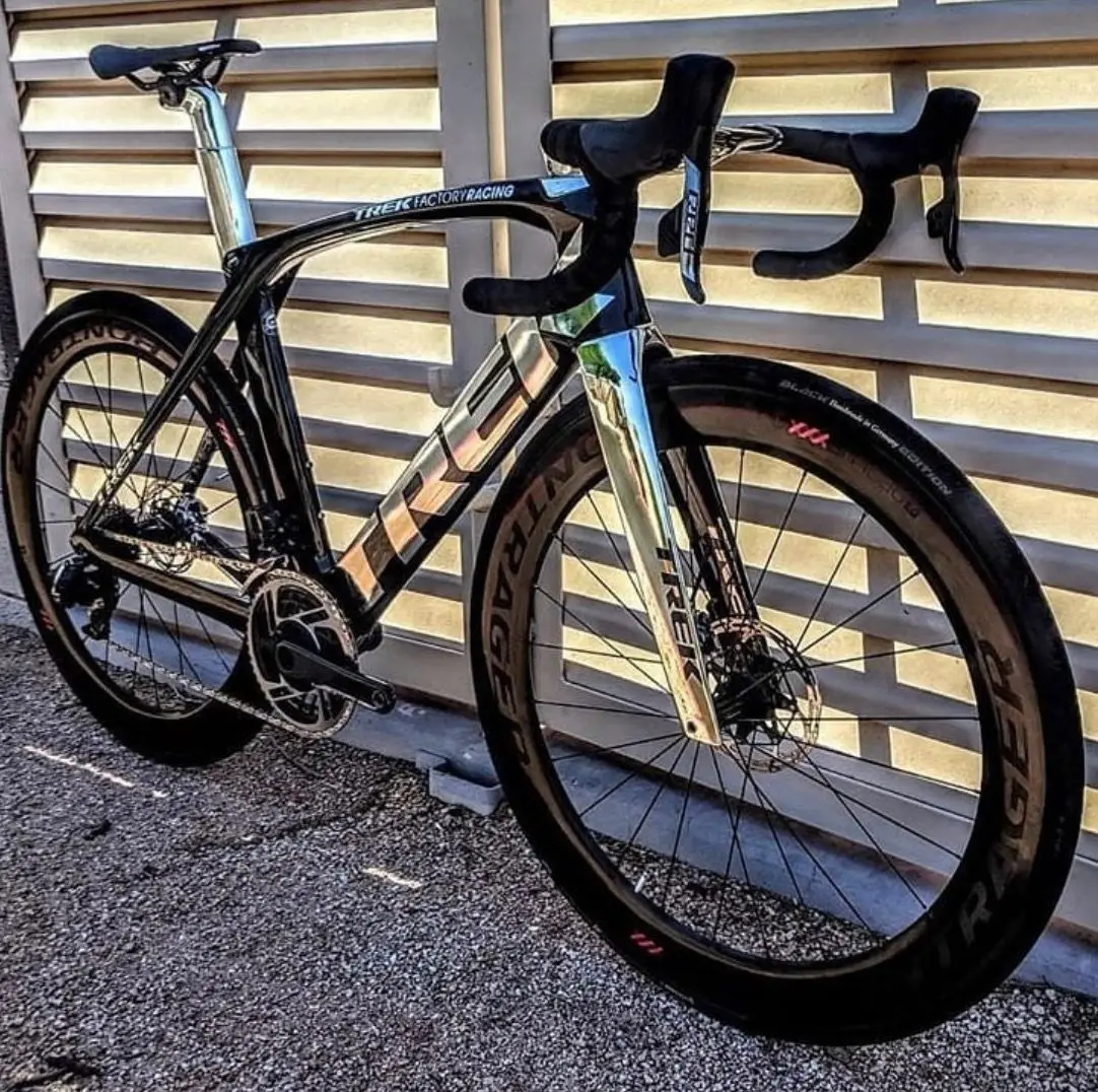 Оригинальный дорожный велосипед 2020 TREK MADONE SLR 9, готов к отправке
