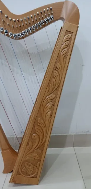 IRISH CELTIC HARP 27 STRINGS WITH LEVERS (BEECHWOOD)