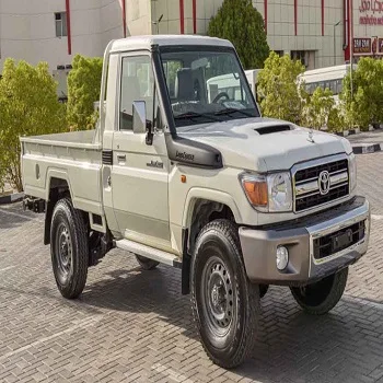 Довольно подержанные автомобили Toyota Land Cruiser 79 продажа отдельных кабин
