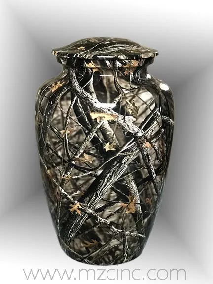 Ручная затеняющая облака на алюминиевой классической урне для кремации похоронные принадлежности захоронения урны взрослых индия