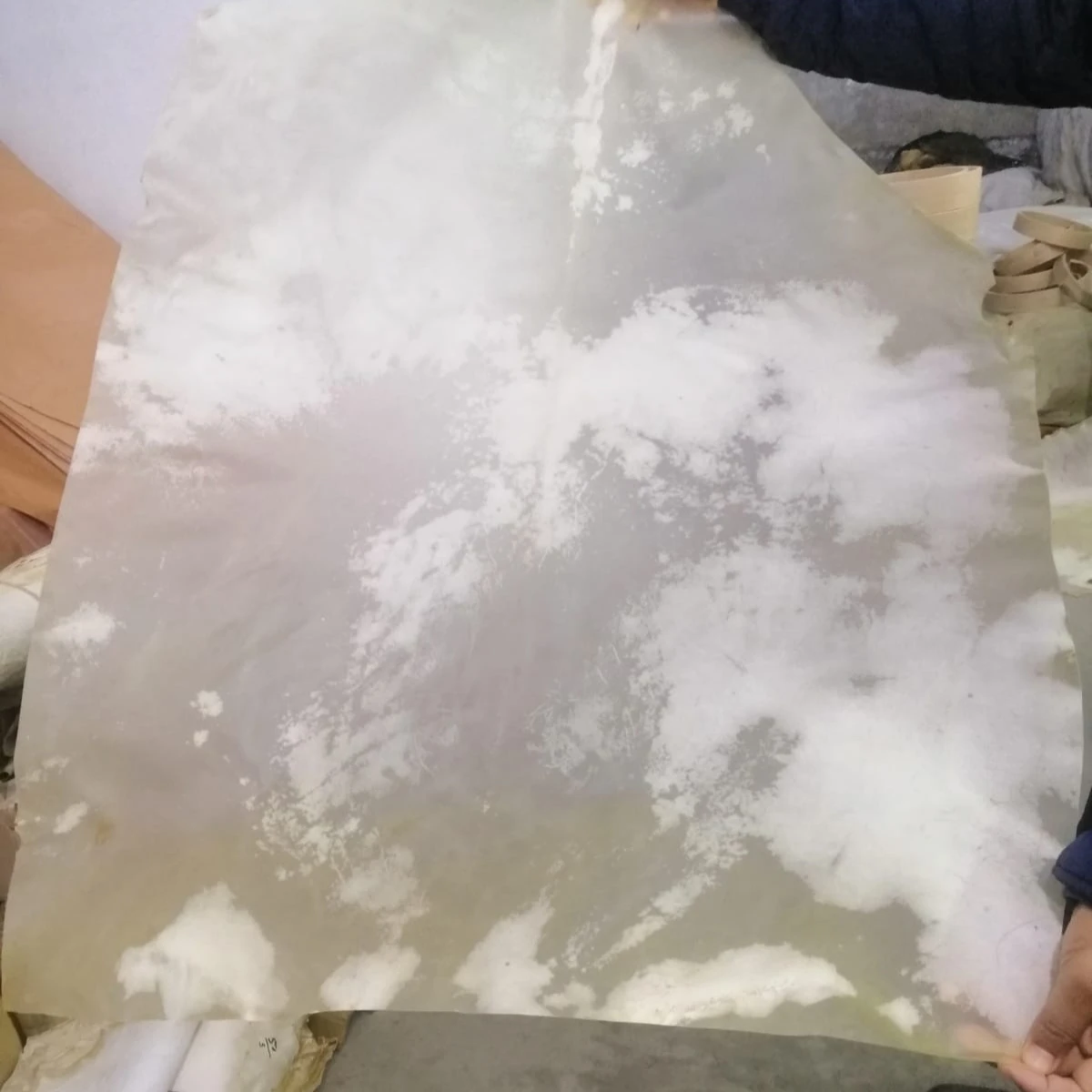 Пергаментная мебель из козьей кожи