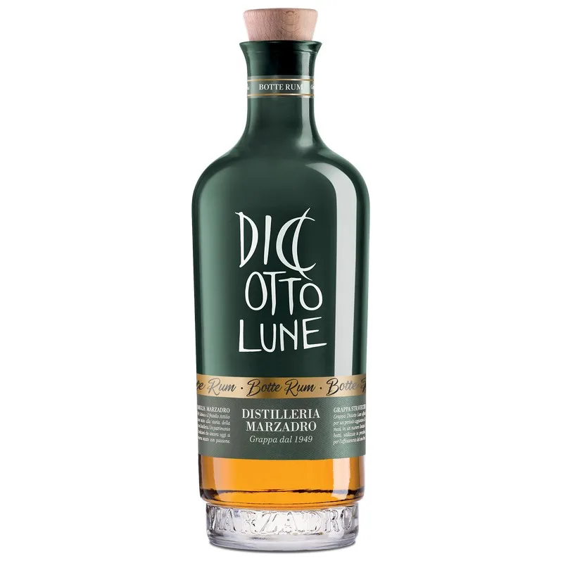 Italian high quality GRAPPA LE DICIOTTO LUNE  RUM, refined in rum woodbarrels For Export