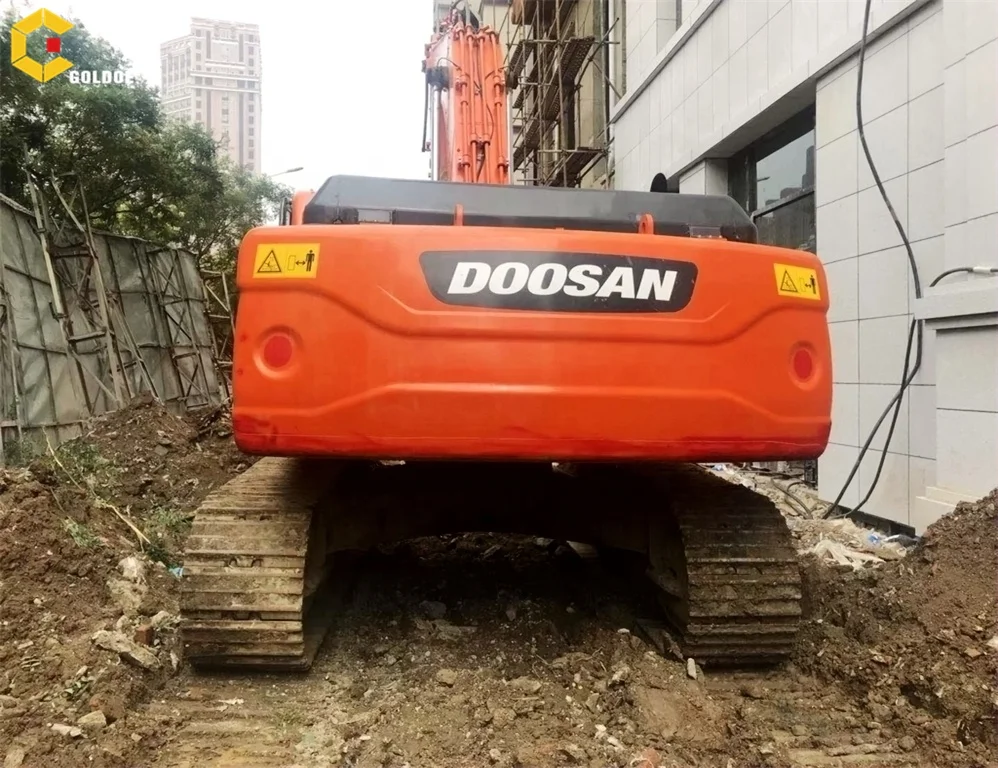 Оригинальный б/у экскаватор Doosan DX