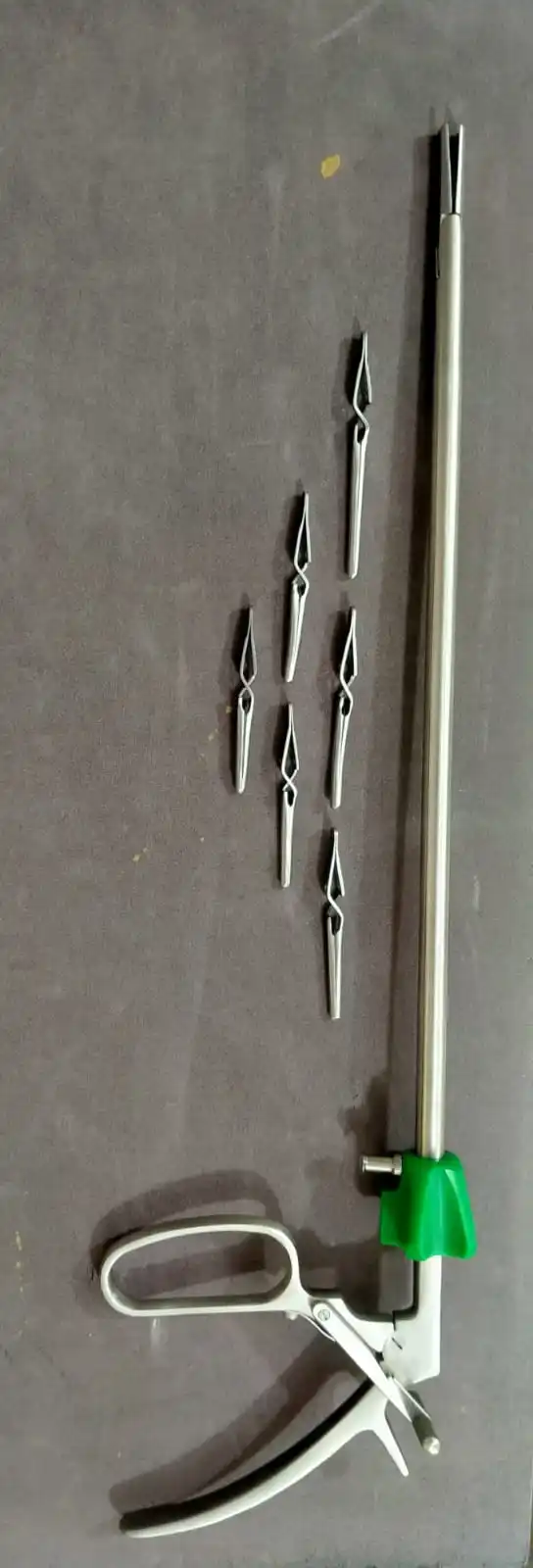 Kara Mediclust Bull Dog Clamp with handle for surgical use / Reusable Bull dog clip applier with 6 attchmants