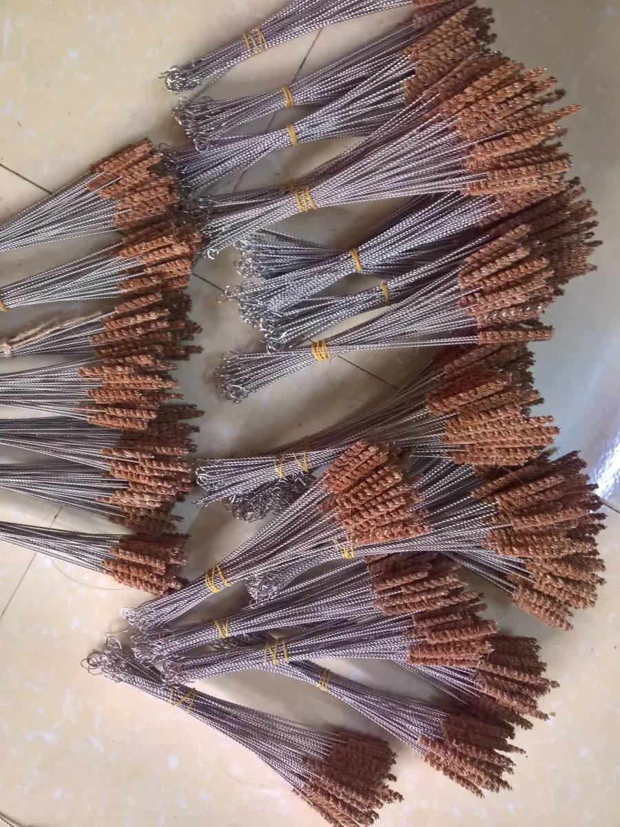 Retractable drinking straws with cleaning brush