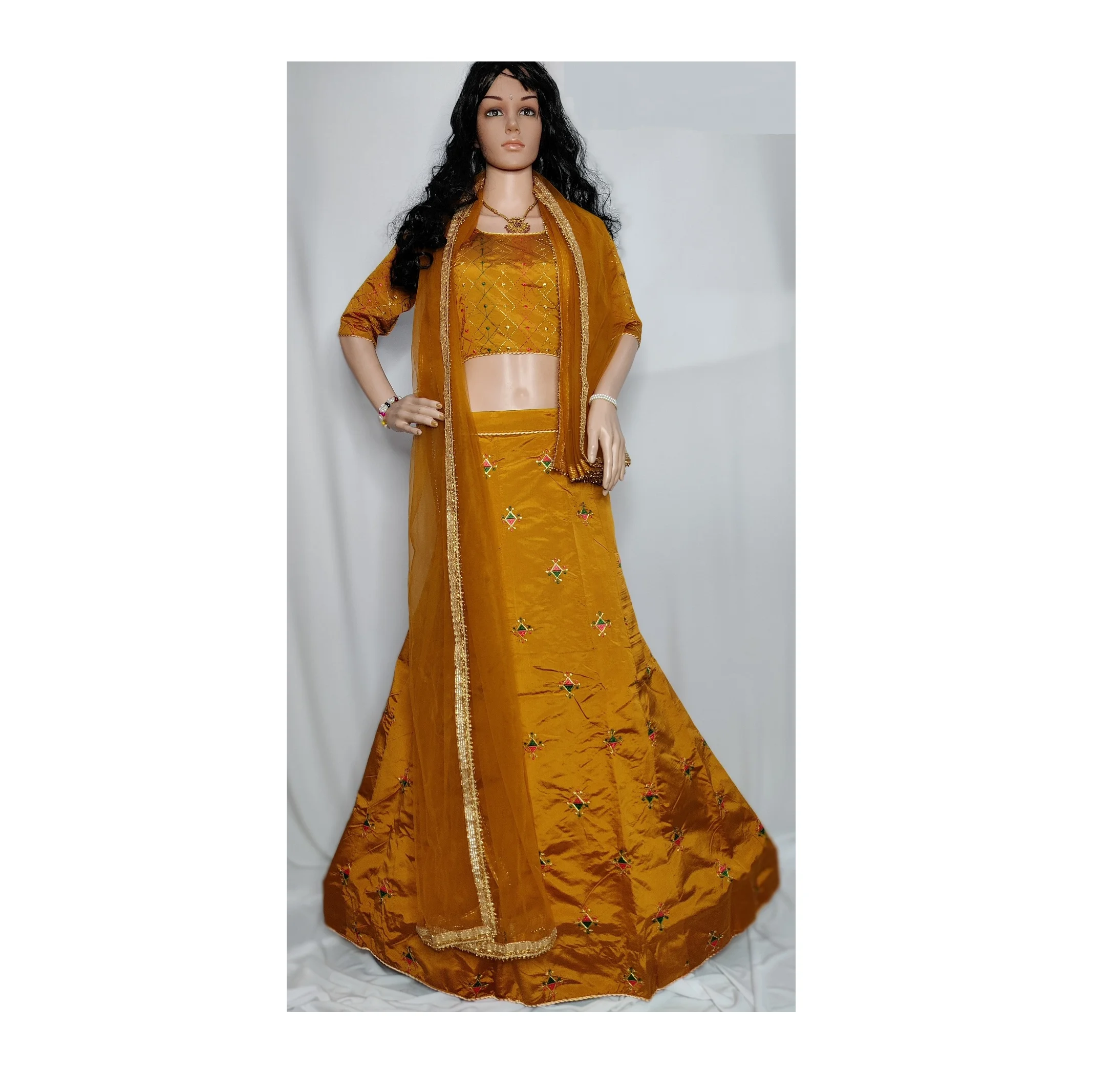 
WOAIS LEHENGA CHOLI 