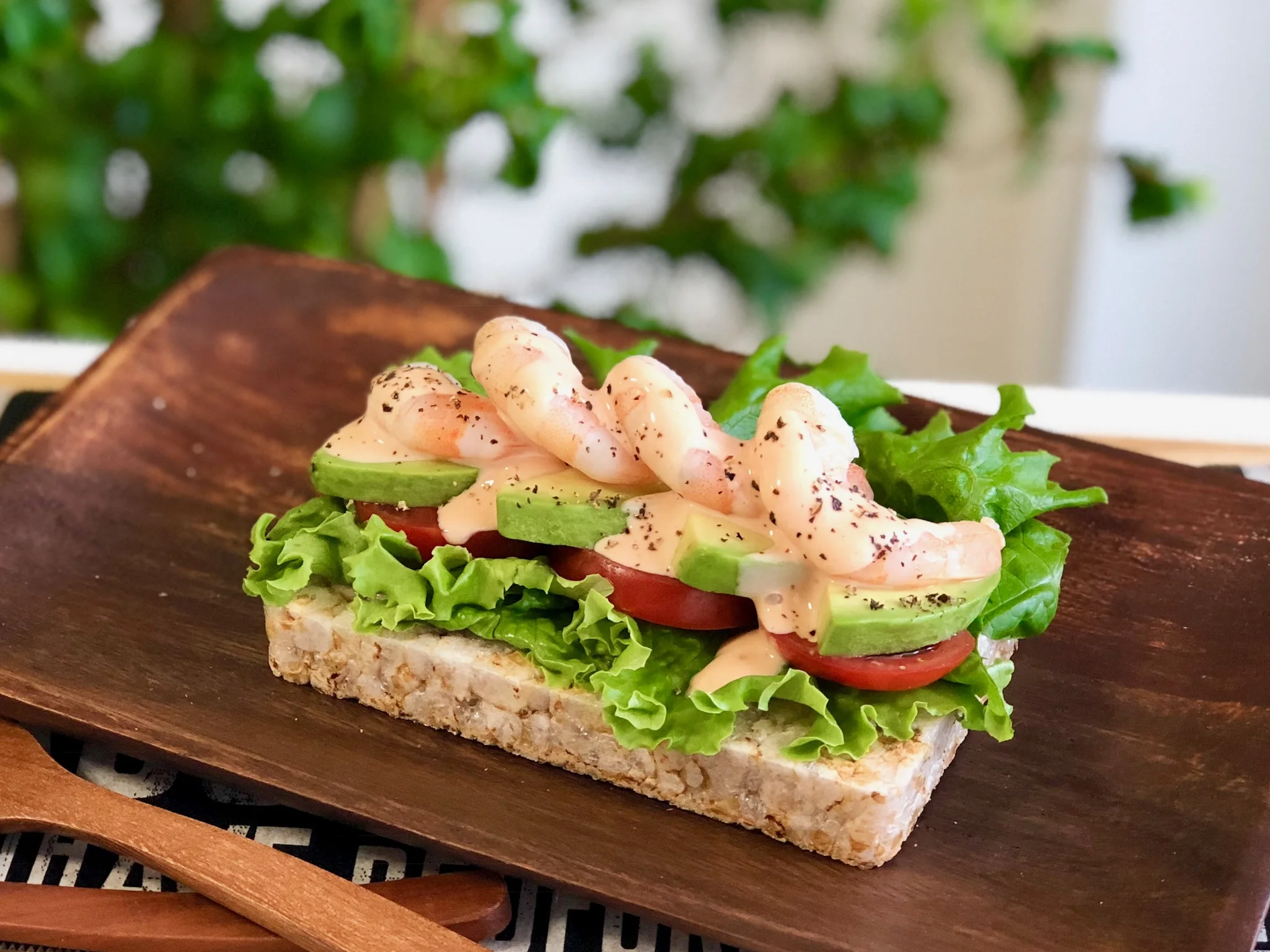 
Japan Healthy nutrient-rich low calorie rice biscuit crackers 