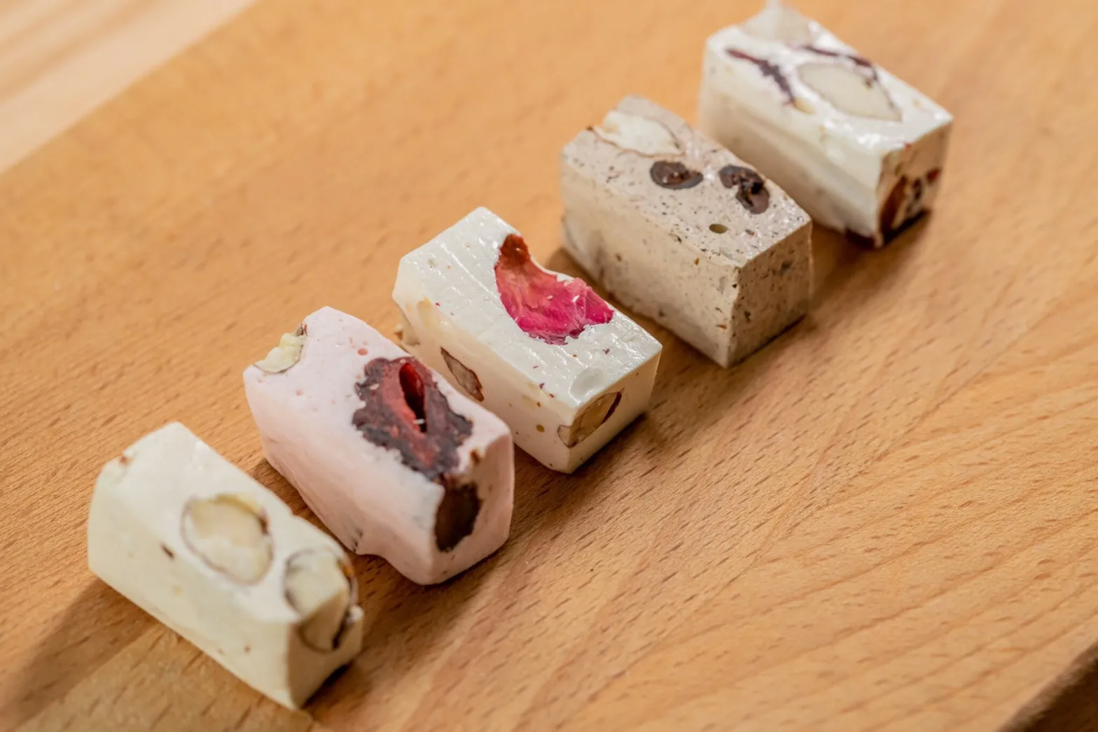 Bulk nougat candy sweet for wholesale office snacks from Taiwan