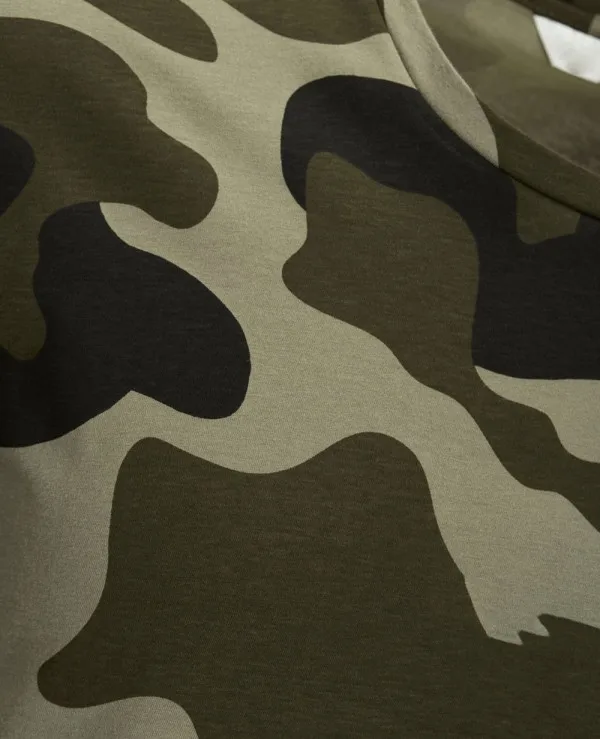  Оптовые цены Мужская камуфляжная Спортивная футболка хорошего качества на заказ