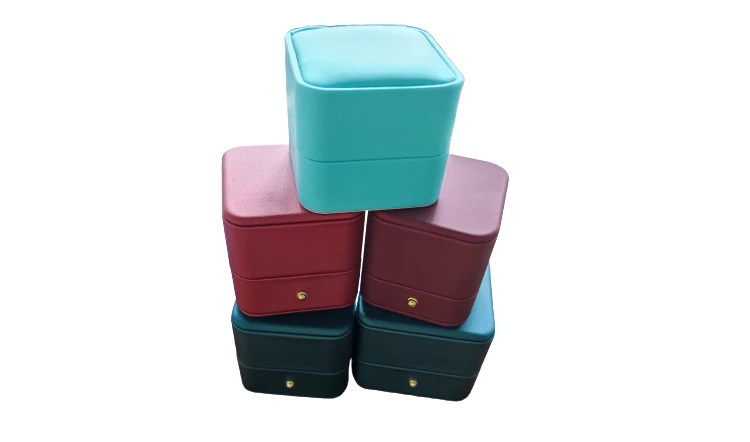 18-K pure gold chain v shape link  women  Necklace party, regular custom  jewelry ,shayona