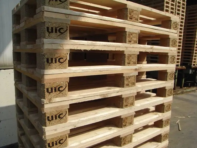 pallets_01-1ccc9.jpg