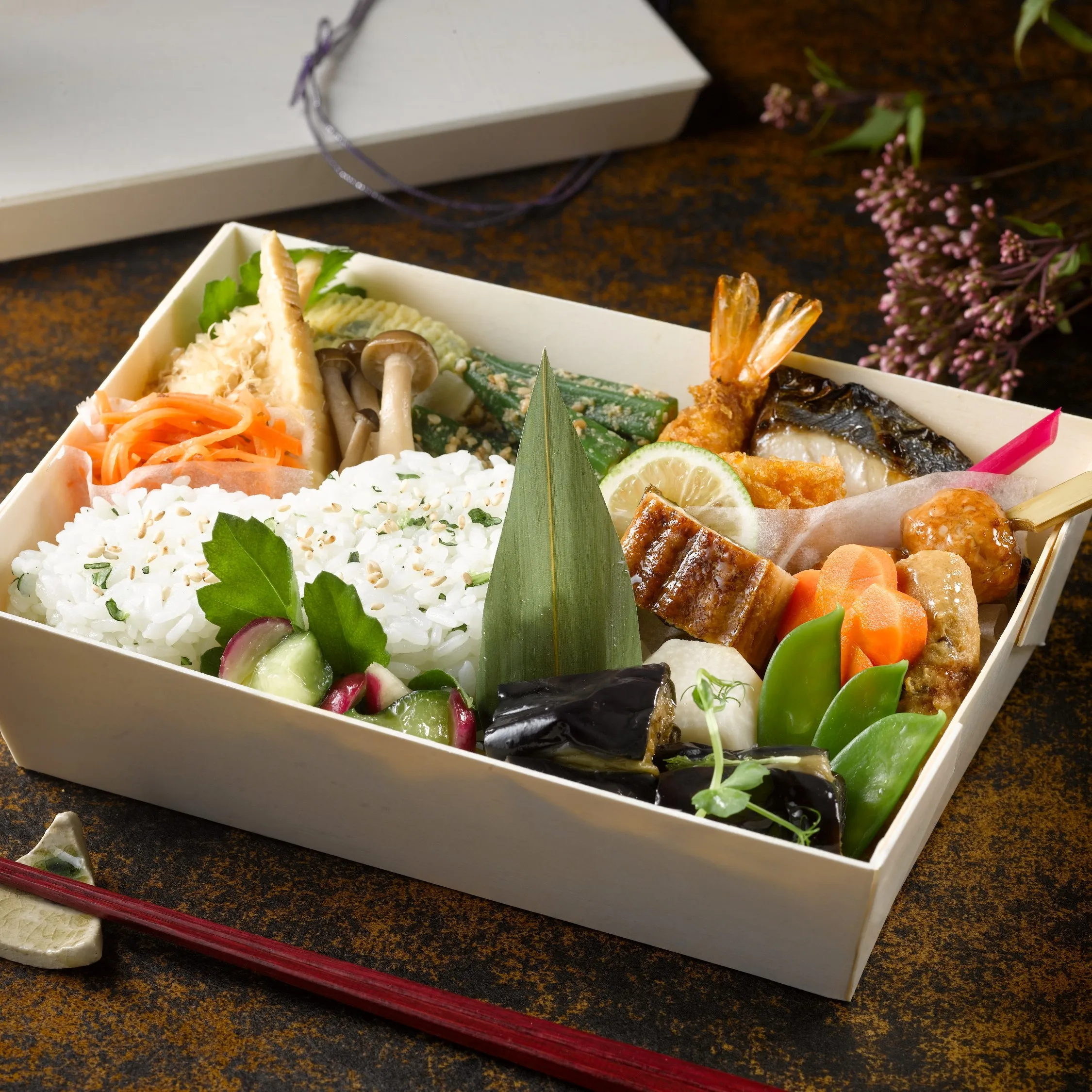 Top ranking biodegradable Eco Friendly disposable poplar wooden takeaway box to go catering delivery cake box snack box fruits