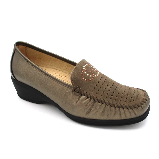 
Hand stitched with removable insole and pu sole Leather Womens Loafers 