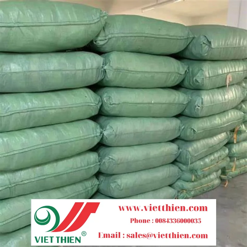 Black beans are both a cereal that provides many nutrients and a raw material for the famous Vietnamese black bean soup