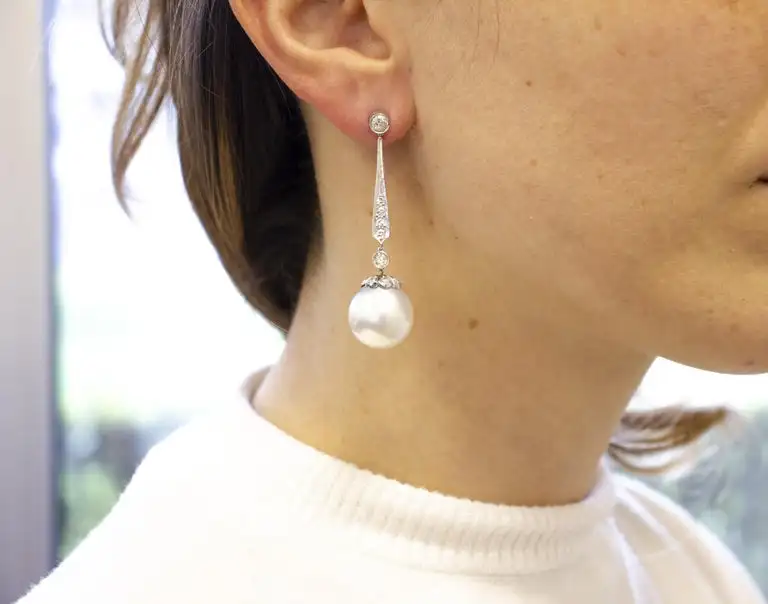  Серьги-подвески из платины бриллиантов