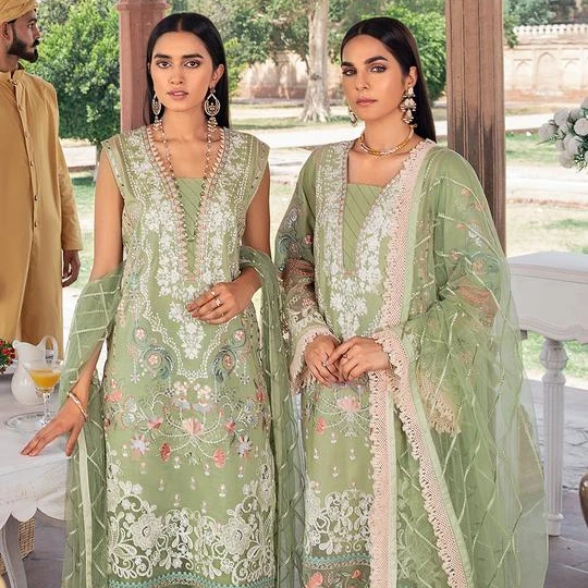 
Original Branded Pakistani Embroidered clothing ramsha Designer Collection 3 Piece Suit Pakistani shalwar kameez 