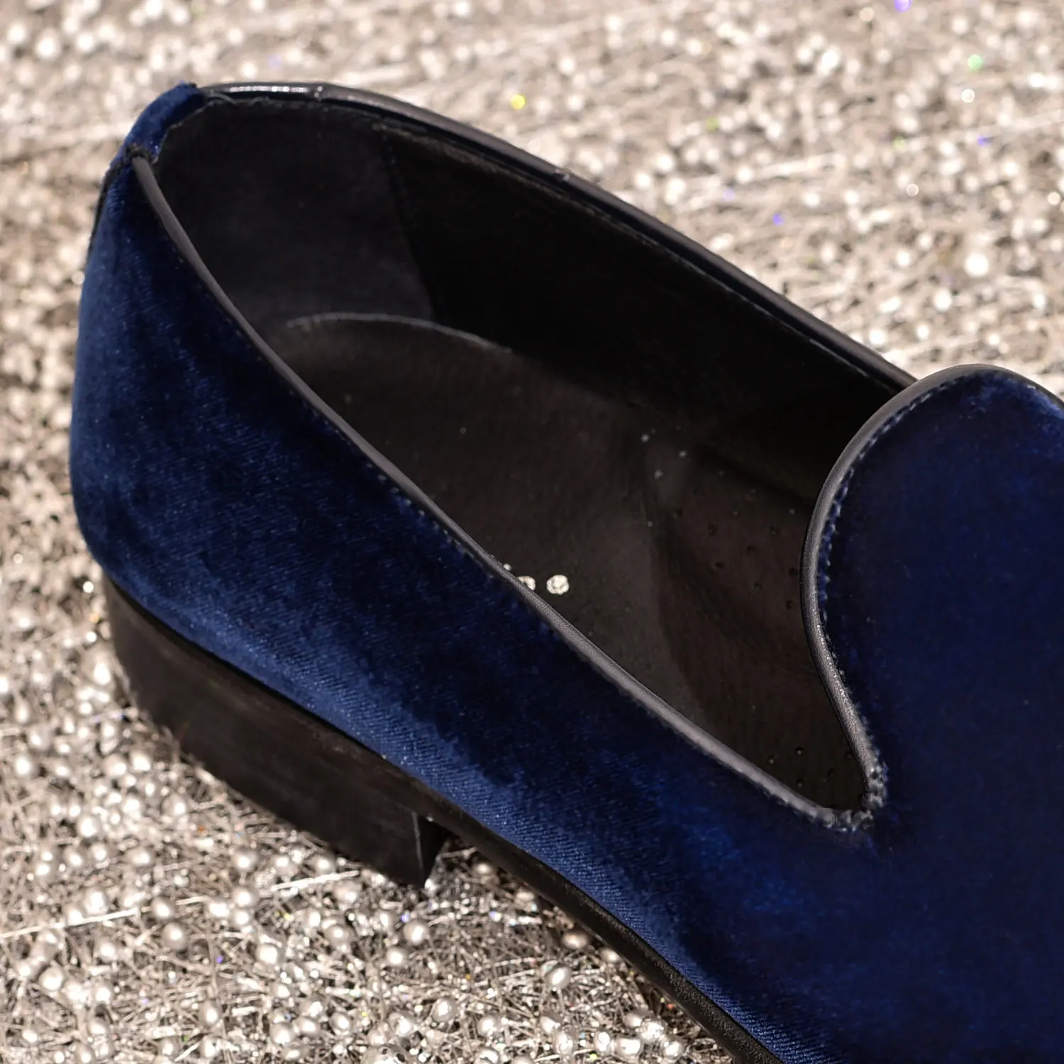 Italian Producer - Velvet Shoes Men Moccasins Loafers - Men Fashion Shoes - Casual Shoes for any Occasion