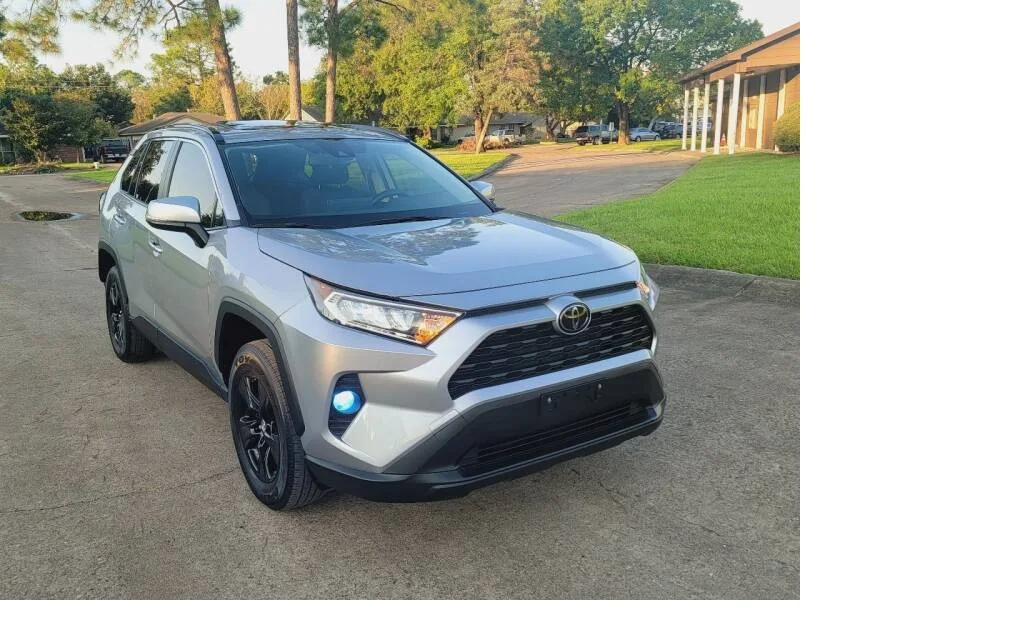 Buy 4*4 XLE 4dr SUV raf four for sale