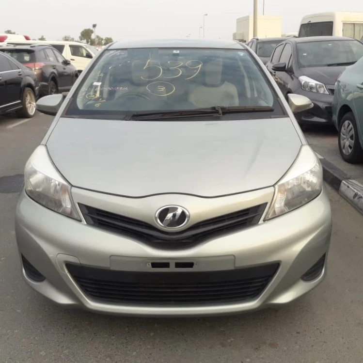 
 Б/у/RHD /LHD T O T A Vitz автомобиль 1,0 на хэтчбеке  