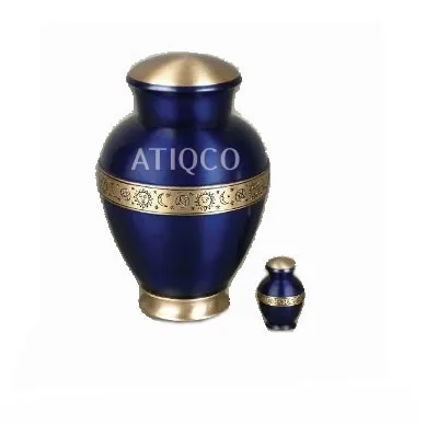 Американский стиль твердая латунная урна для кремации взрослых металлическая с золотой отделкой похоронного использования