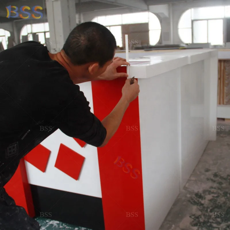 Идея для кофейни винного бара белый красный мрамор кофе вина бар