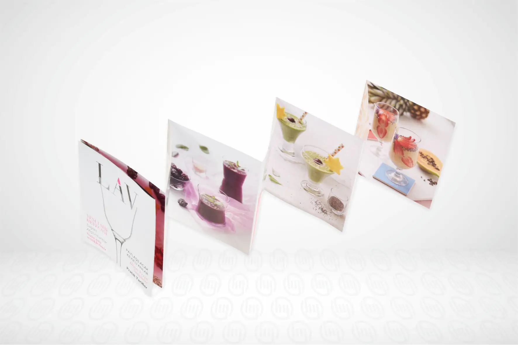 Flyer wholesale costume professional full color plastic cheap small brochure