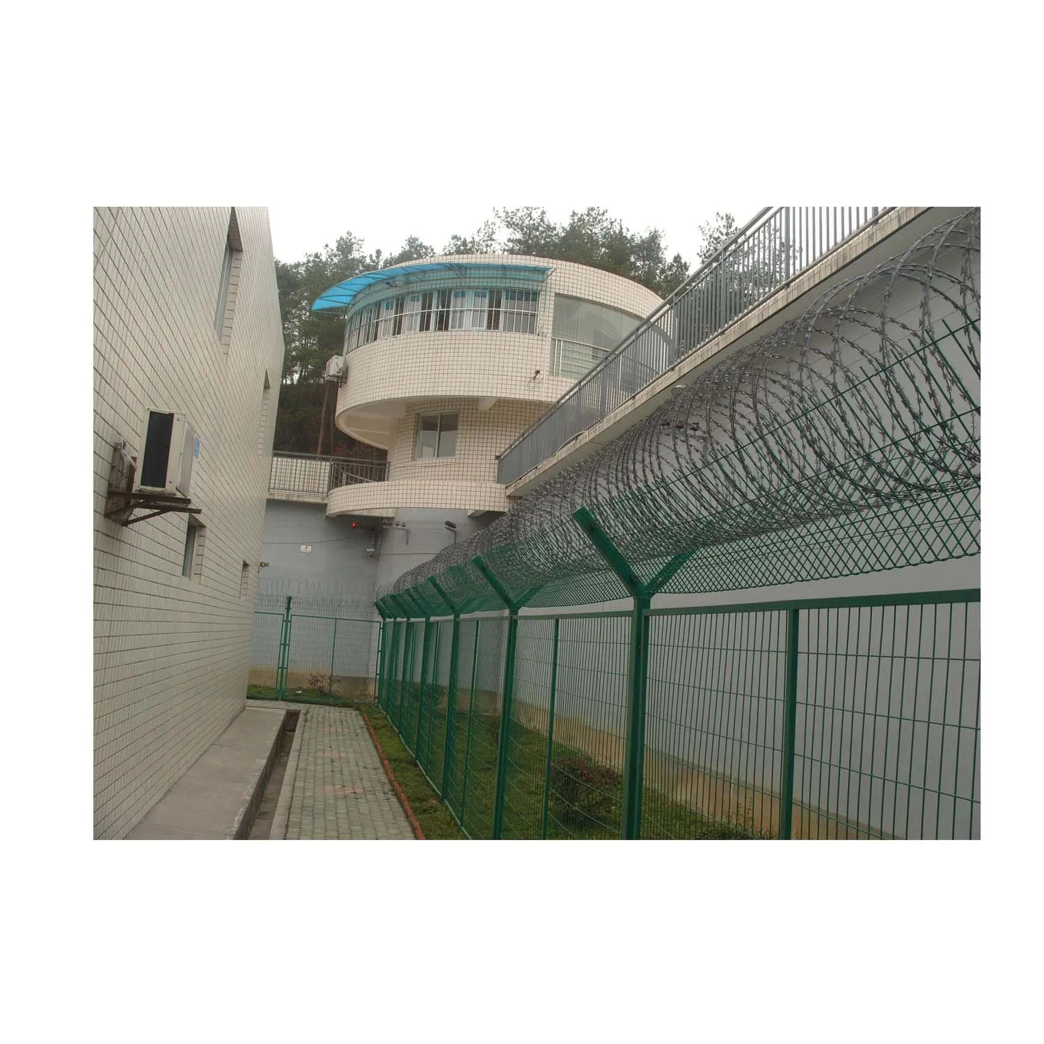 Security system fencing wire galvanized Prison Fencing type metal frame material coated powder custom designed