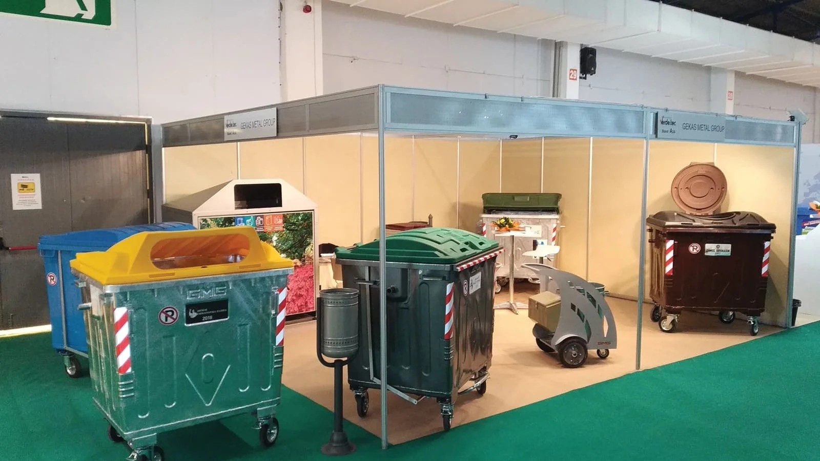 Cleaning Barrow Single Street  GMT 88 Stainless Steel  ISO 9001 ISO 14001