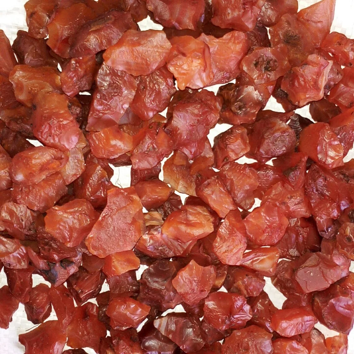 Carnelian Rough Crystal Super Quality 100% Natural Wholesale Red Love Natural Raw Gemstone Quartz Crystal Worrystone 1 Color N/A