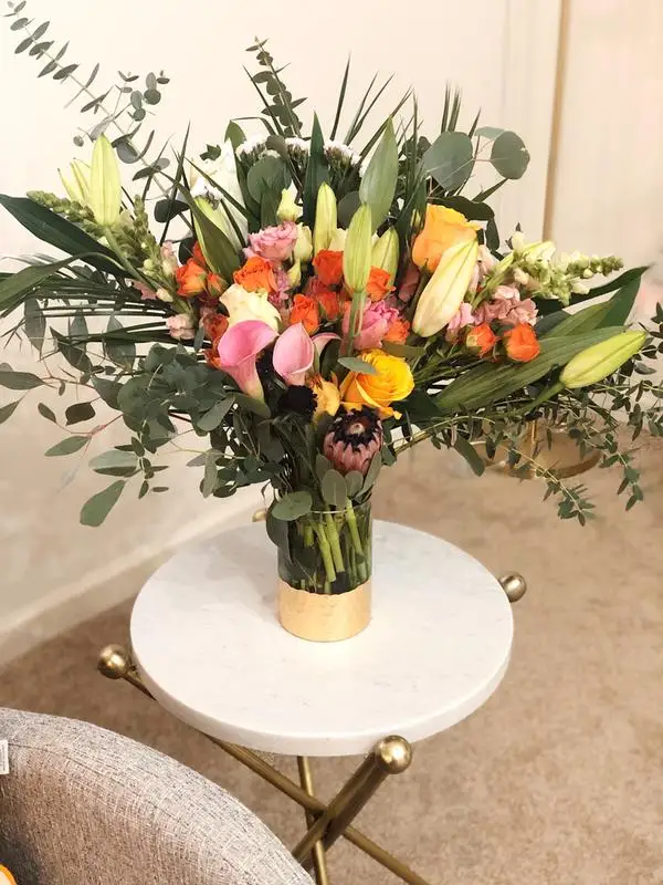 Marble top gold Plated Ball Legs Tea tables Round stainless steel metal coffee tables Hot Sale Best Seller Elegant Luxury