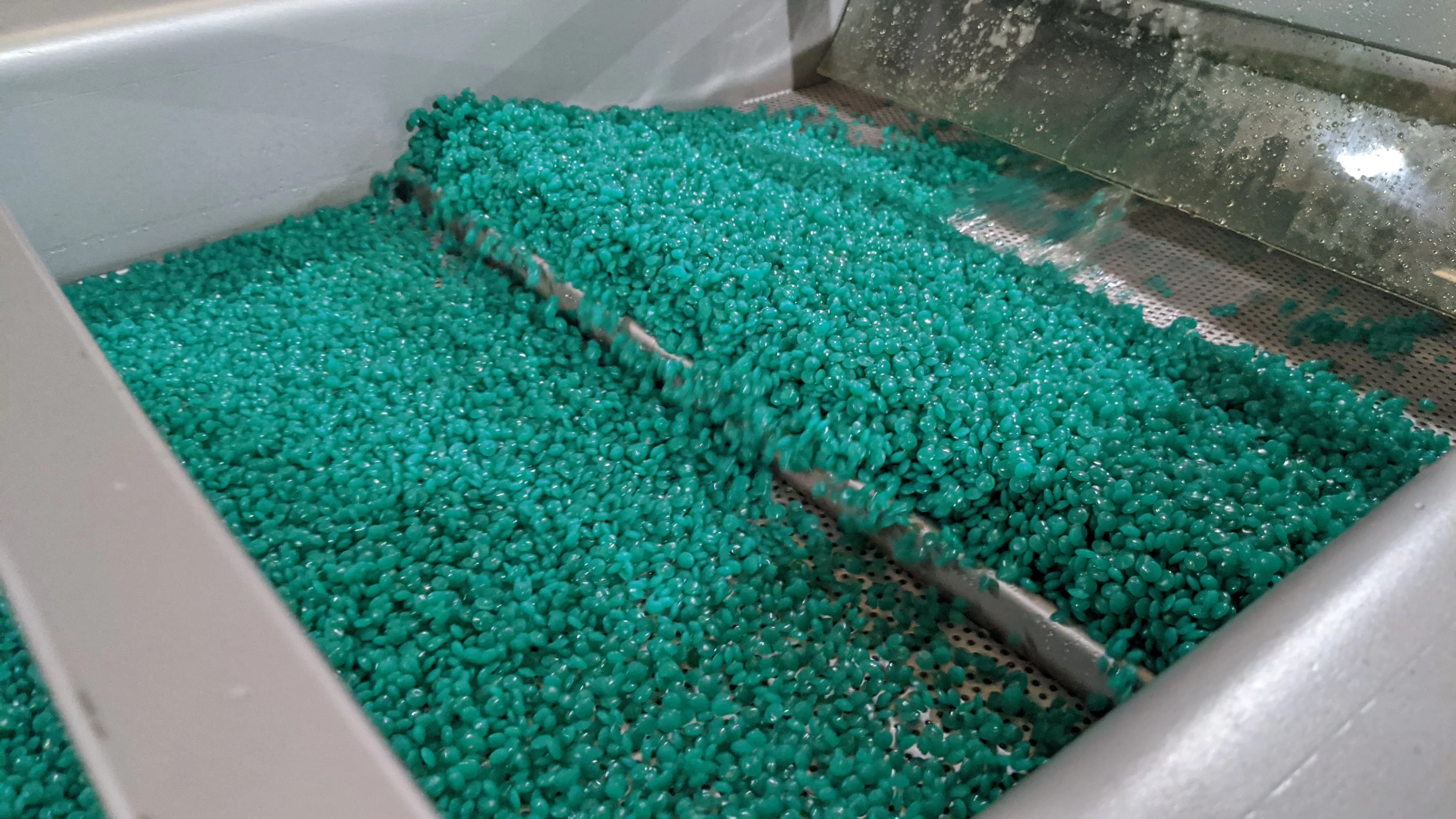 Оборудование для переработки отходов полиэтиленовой пленки