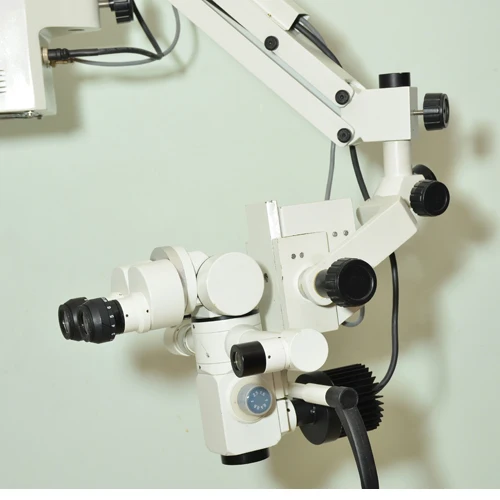 
Compact Design Dental Microscope 