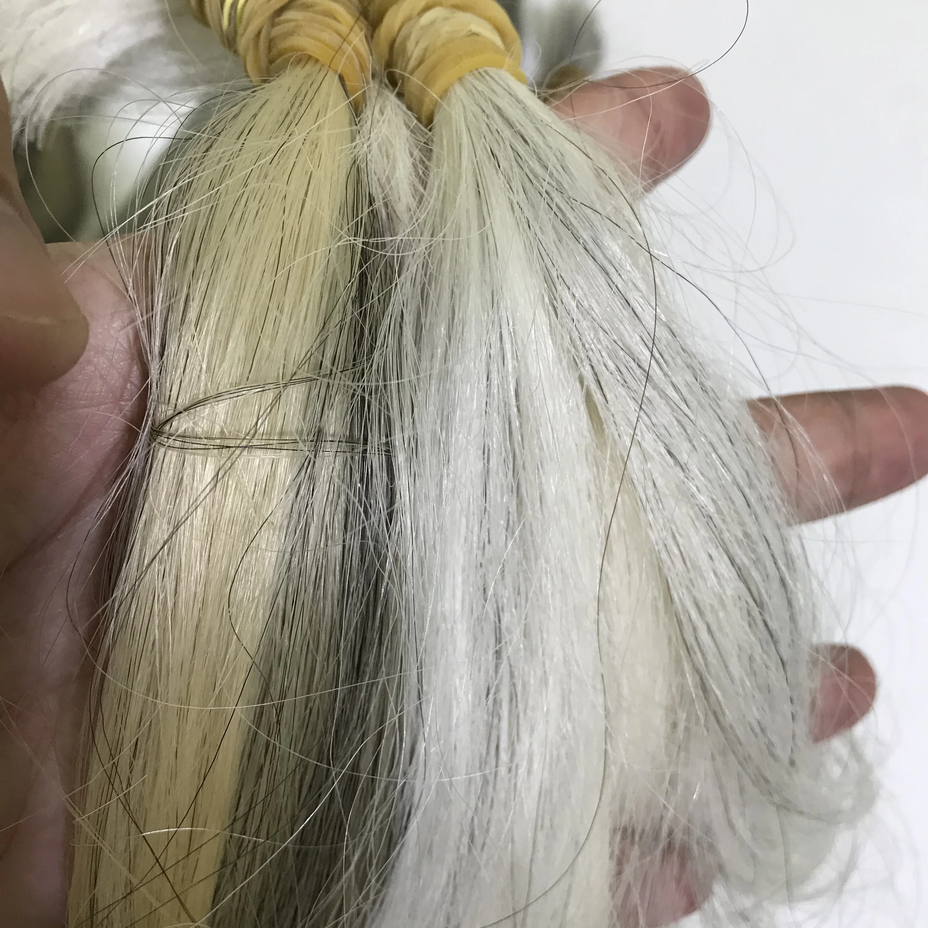 Grey hair bulk from old women, natural white grey hair bulk, unprocessed grey hair of Human Hair Vietnam